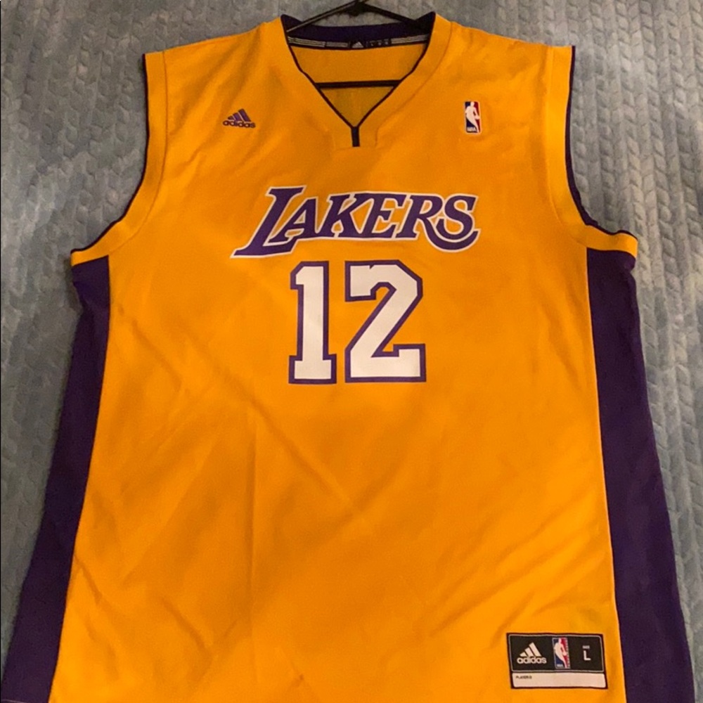 D. Howard Lakers jersey